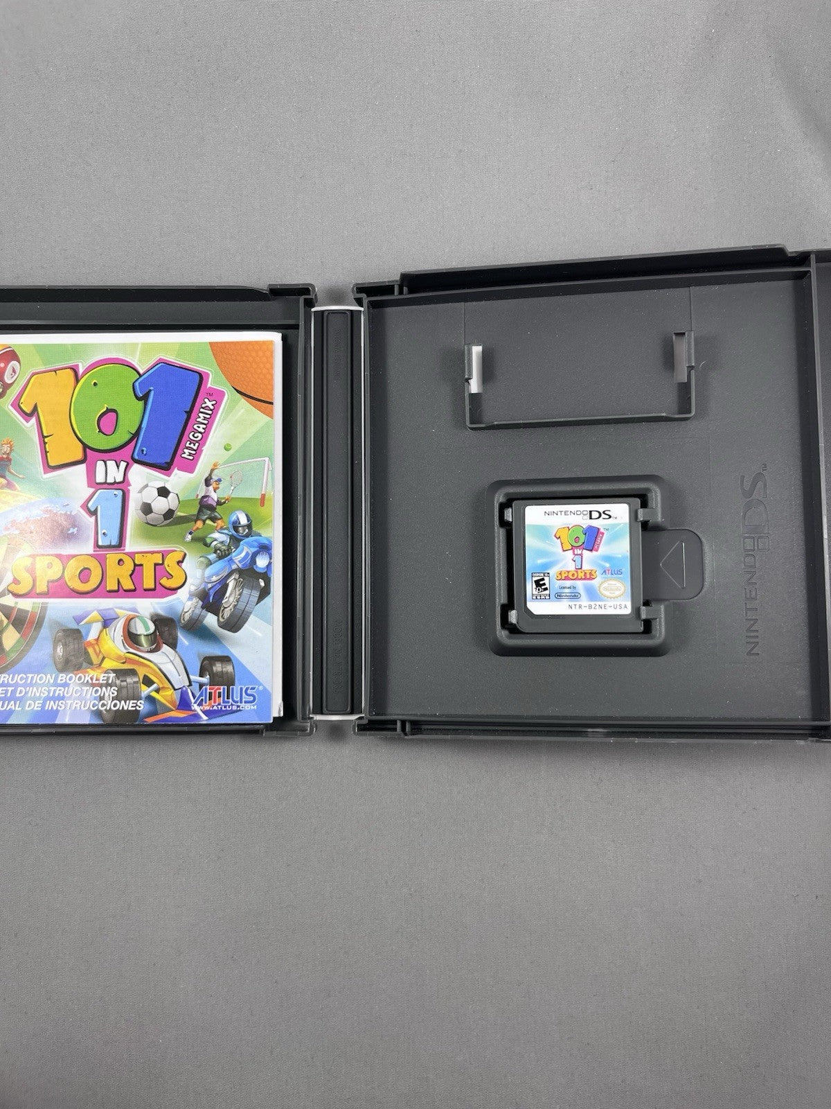 101-in-1 Sports Megamix (Nintendo DS, 2010) CIB Complete